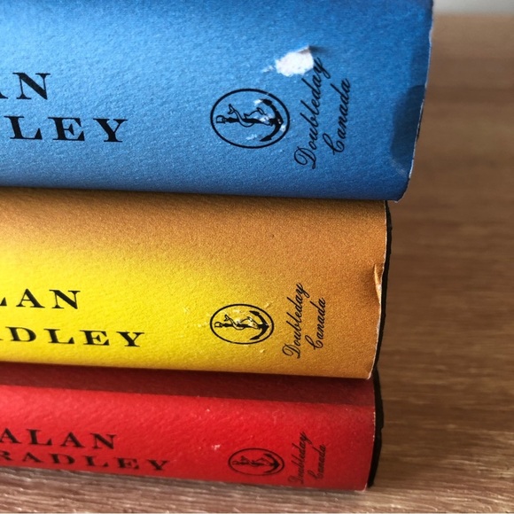 ALAN BRADLEY Novel Set of 3 - Picture 3 of 9